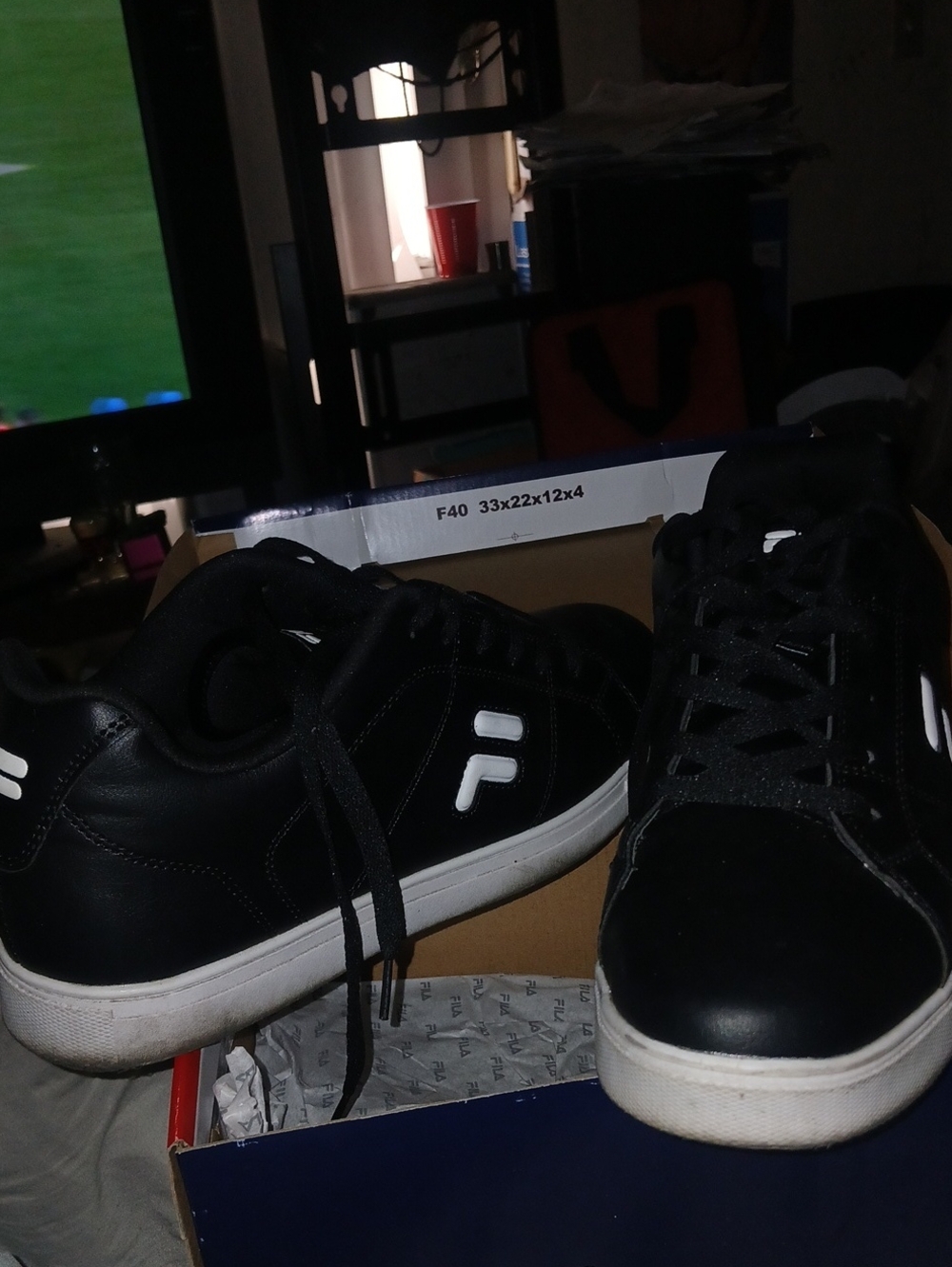 Fila Men's Black and White Low-Top Sneakers